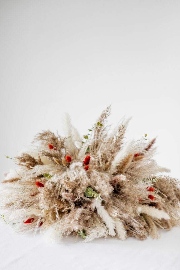 boho Pompas grass spray rental